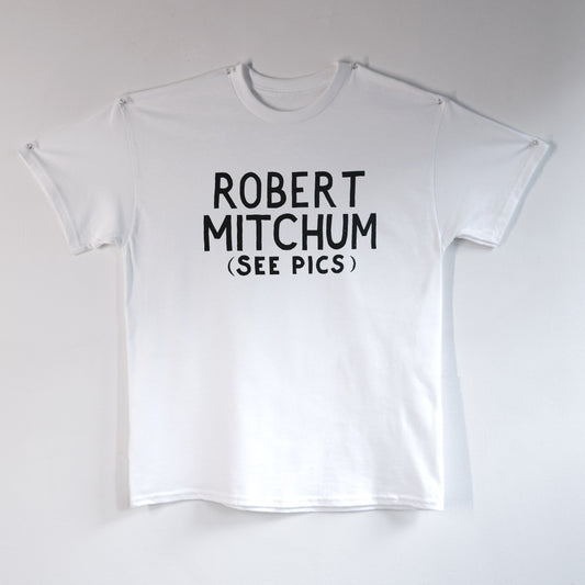 Robert Mitchum (See Pics)